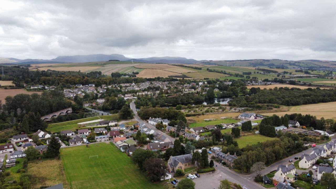 Luxury Cottage With Mountain View'S Cononbridge Eksteriør bilde