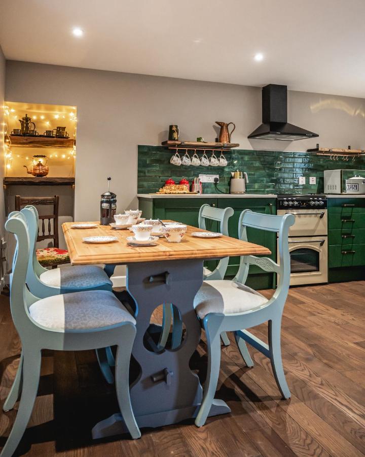Luxury Cottage With Mountain View'S Cononbridge Eksteriør bilde