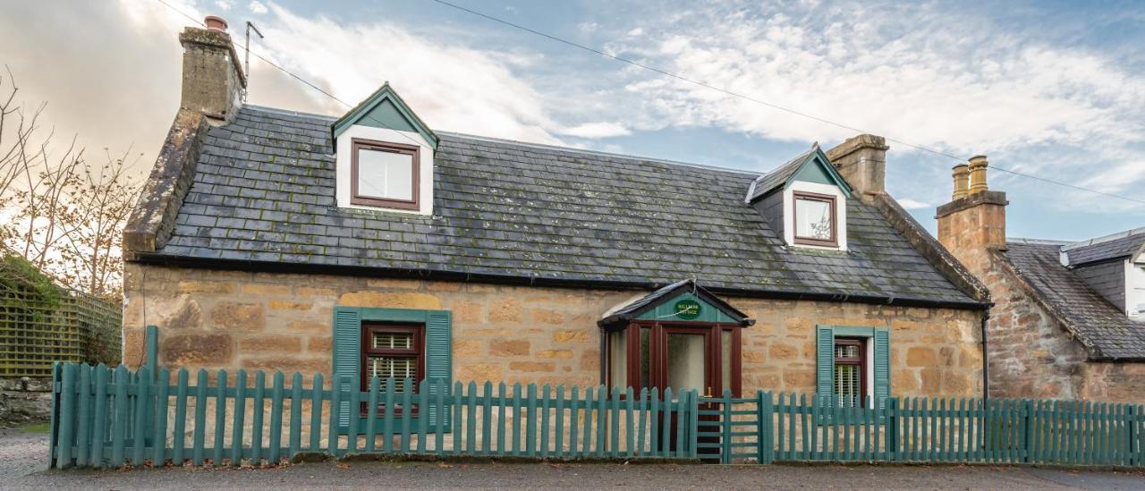 Luxury Cottage With Mountain View'S Cononbridge Eksteriør bilde